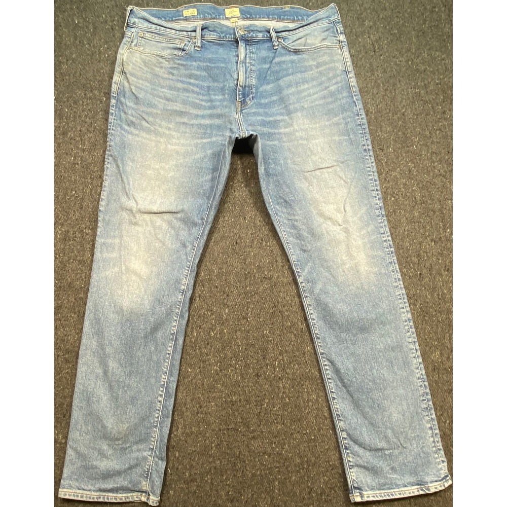 J Crew Jeans 38x32 Mens Blue 1040 Athletic Fit Light Wash Denim Pants